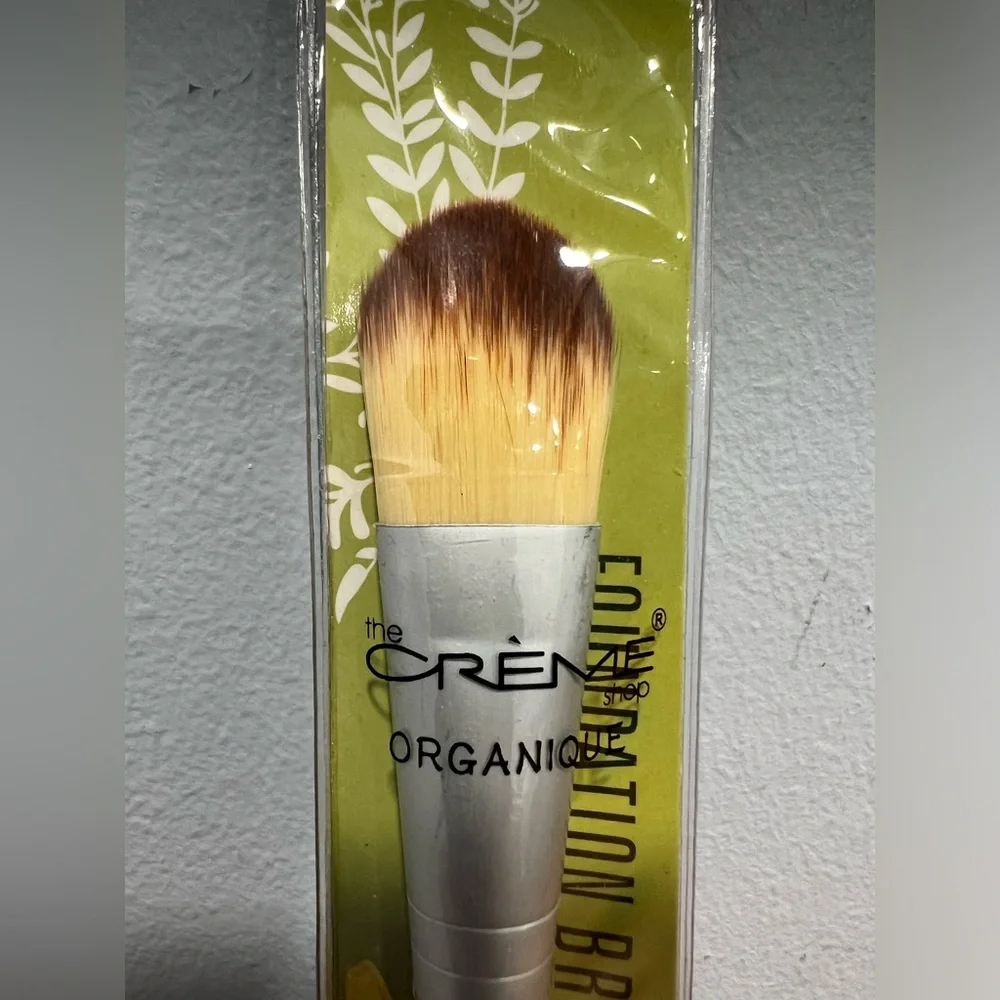 THE CREME SHOP NIB Foundation Makeup Brush NEW Lot Of 1 Brush - Up To 3 Avail